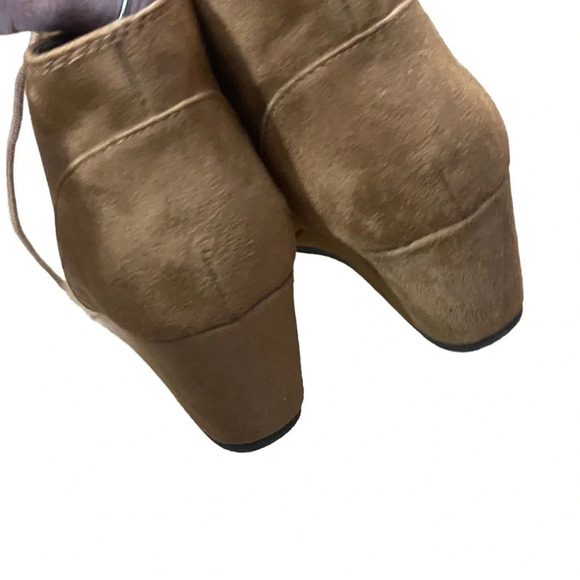 J. Adams Brown Tie up Wedge Boots size 9 - Picture 2 of 5